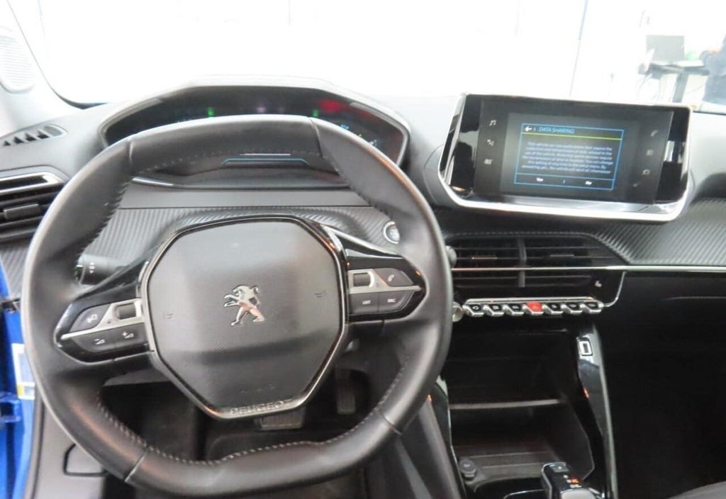 Peugeot E-2008 2021 2