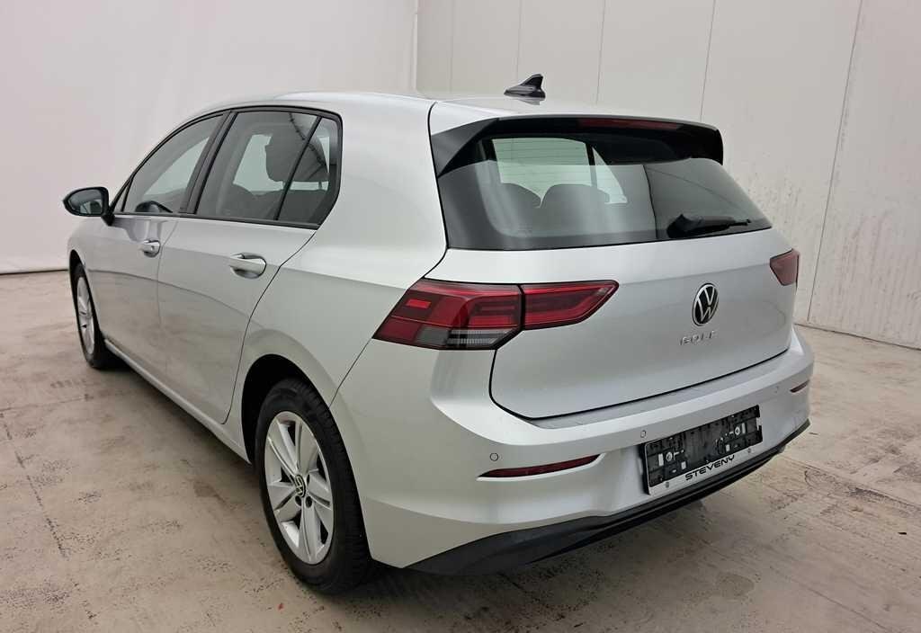 Volkswagen Golf 2023 4