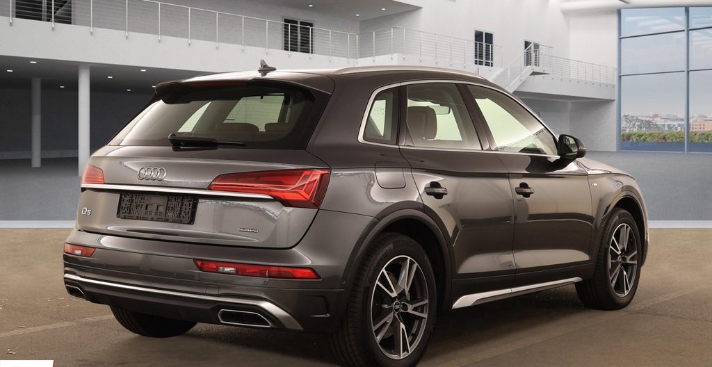 Audi Q5 2022 3