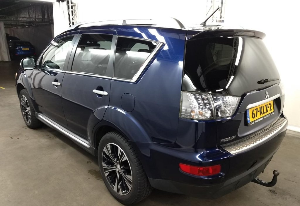 Mitsubishi Outlander 2010 3