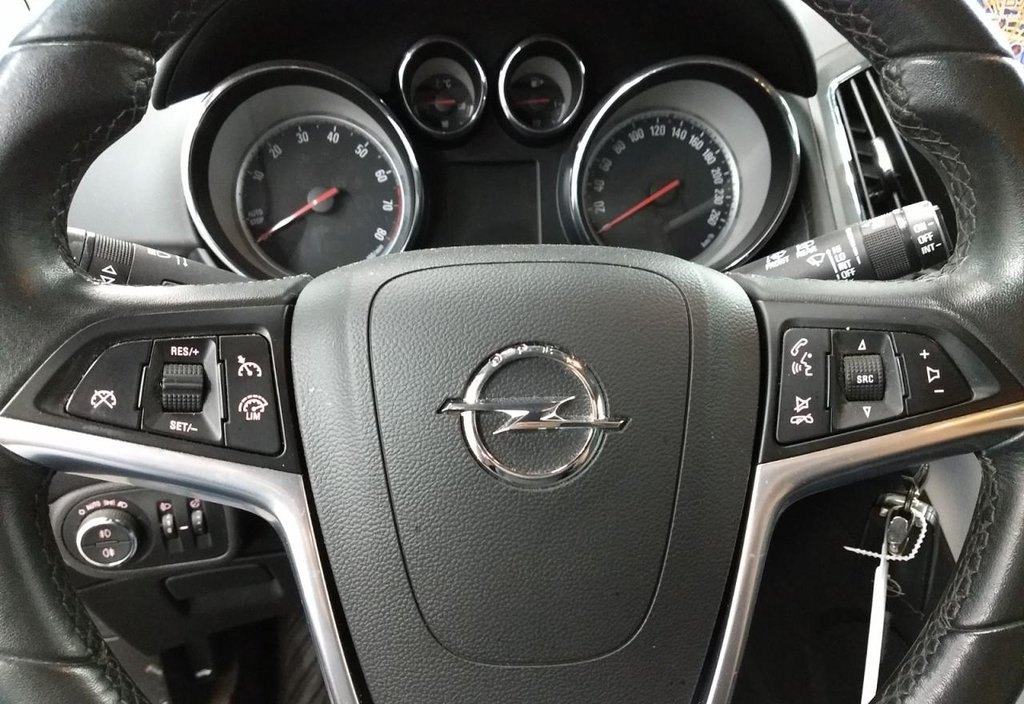 Opel Zafira 2015 8
