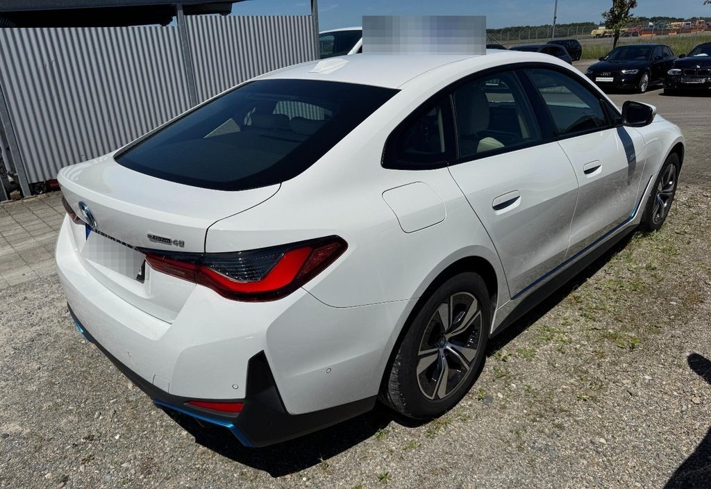 BMW i4 2022 3
