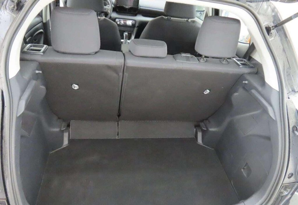 Toyota Yaris 2024 9