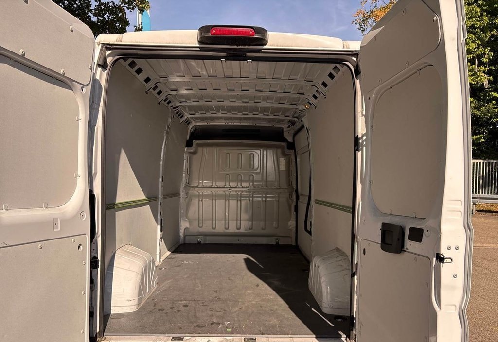 Opel Movano 2024 5