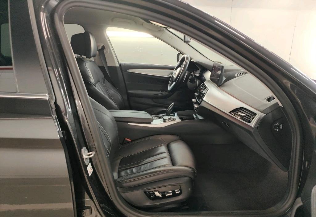 BMW 518d 2023 7