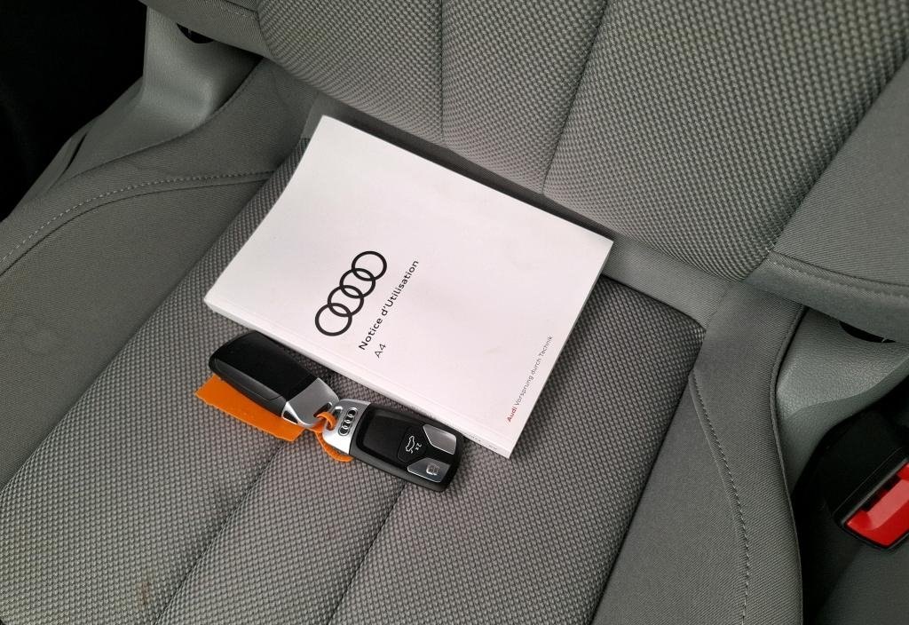 Audi A4 2019 12
