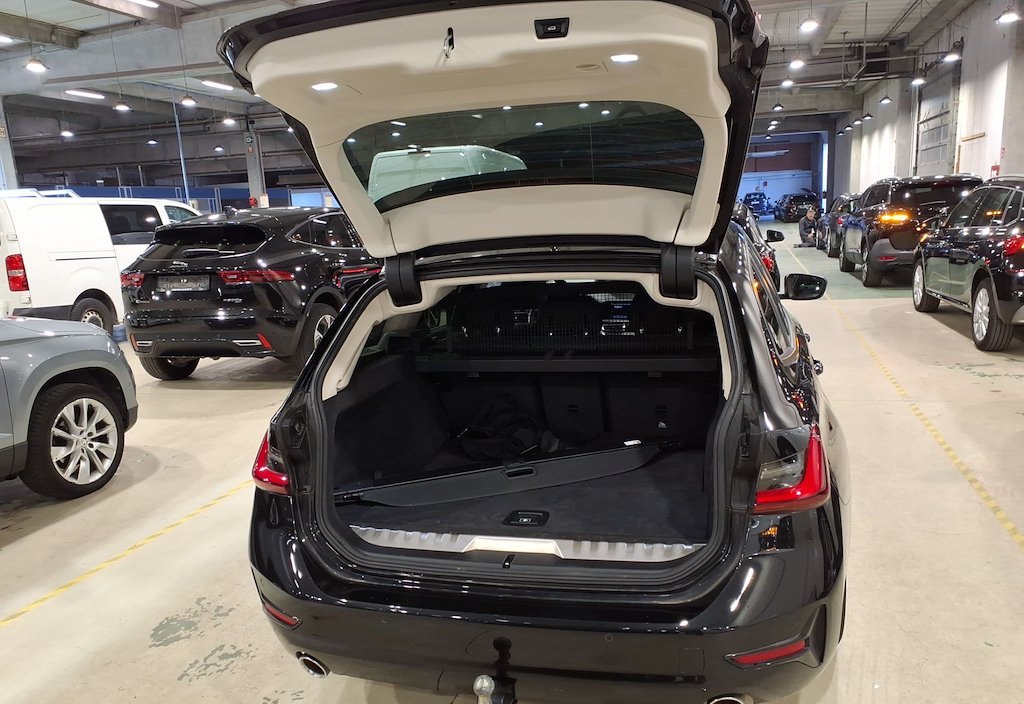 BMW 320e 2021 4