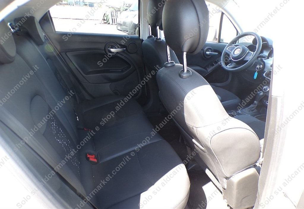 Fiat 500X 2022 10