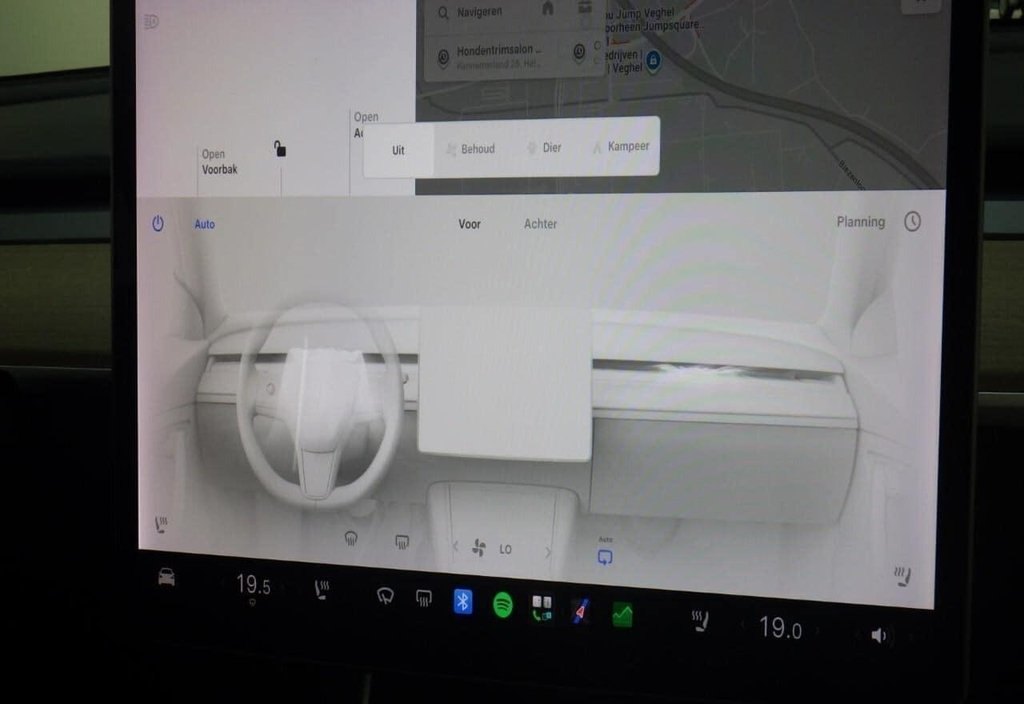 Tesla Model 3 2019 6