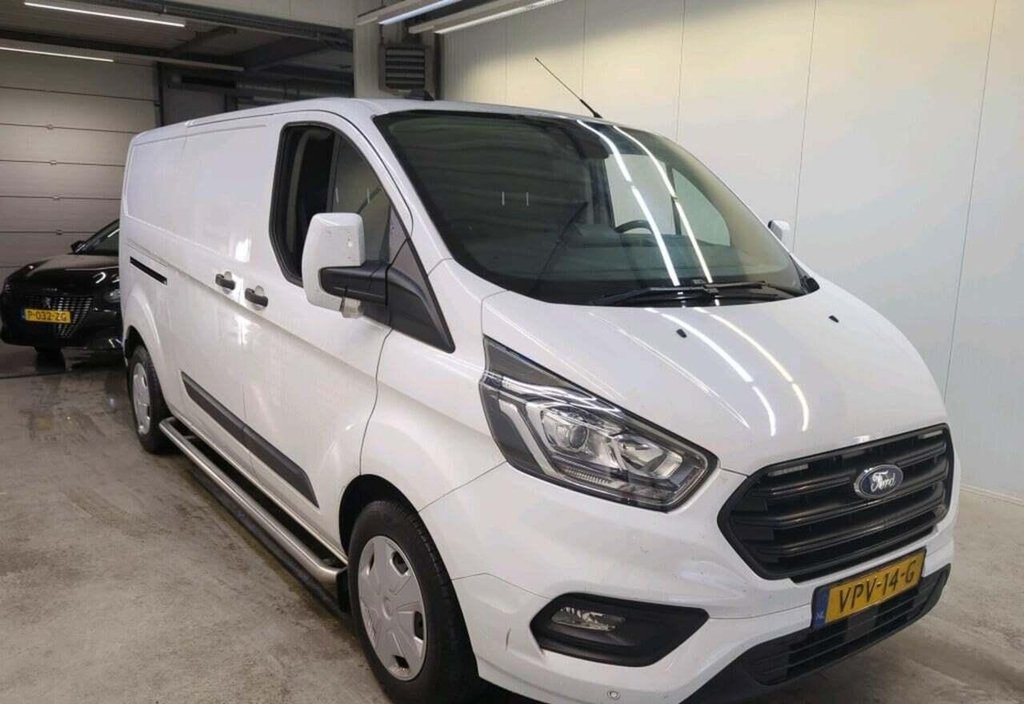 Ford Transit 2022 5