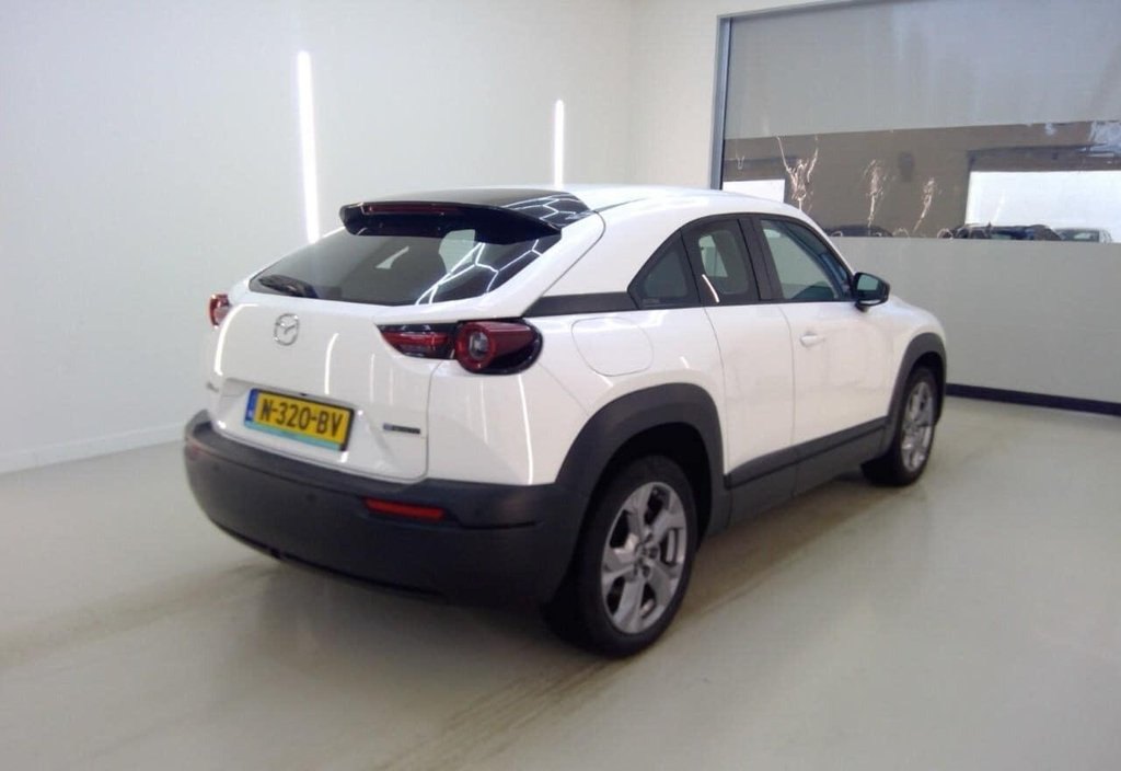 Mazda MX-30 2021 4