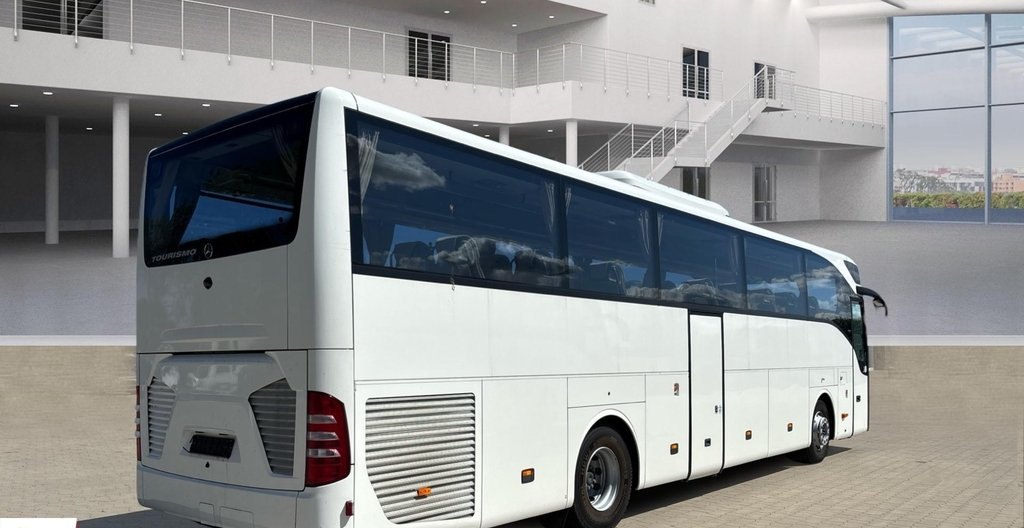 Mercedes-Benz Tourismo 2016 3