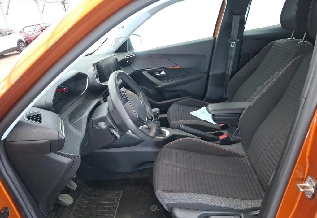 Peugeot 2008 2022 8