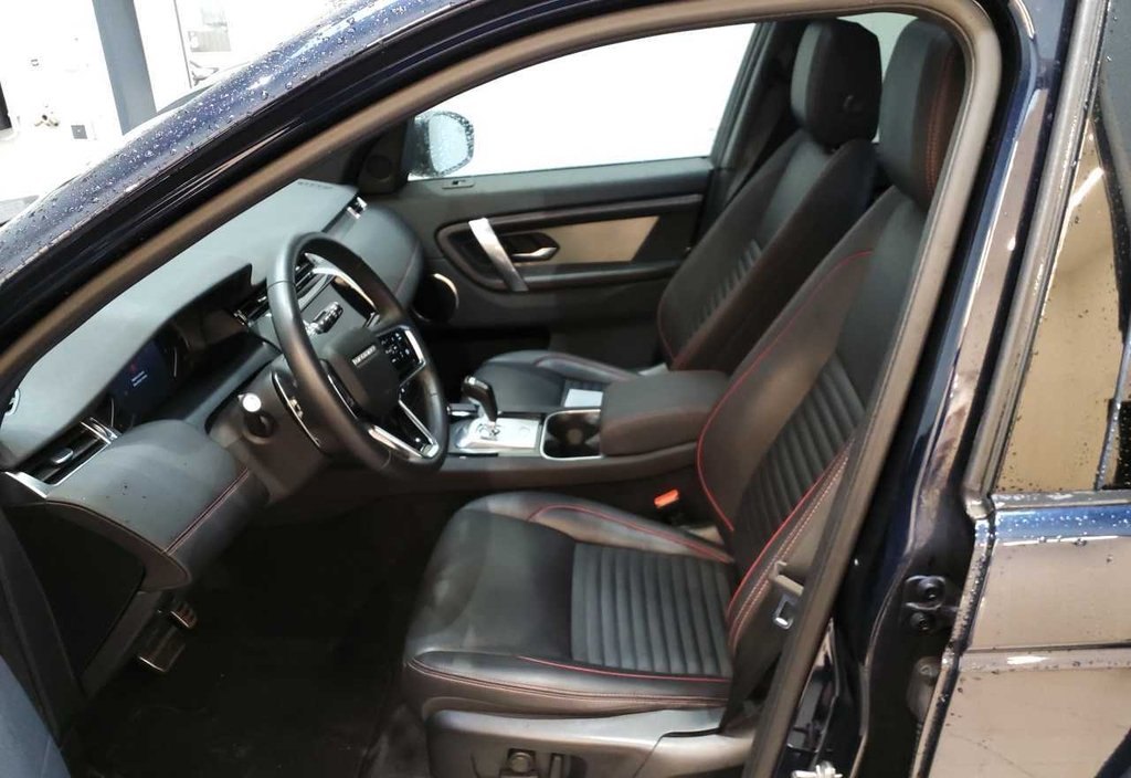 Land Rover Discovery 2023 4
