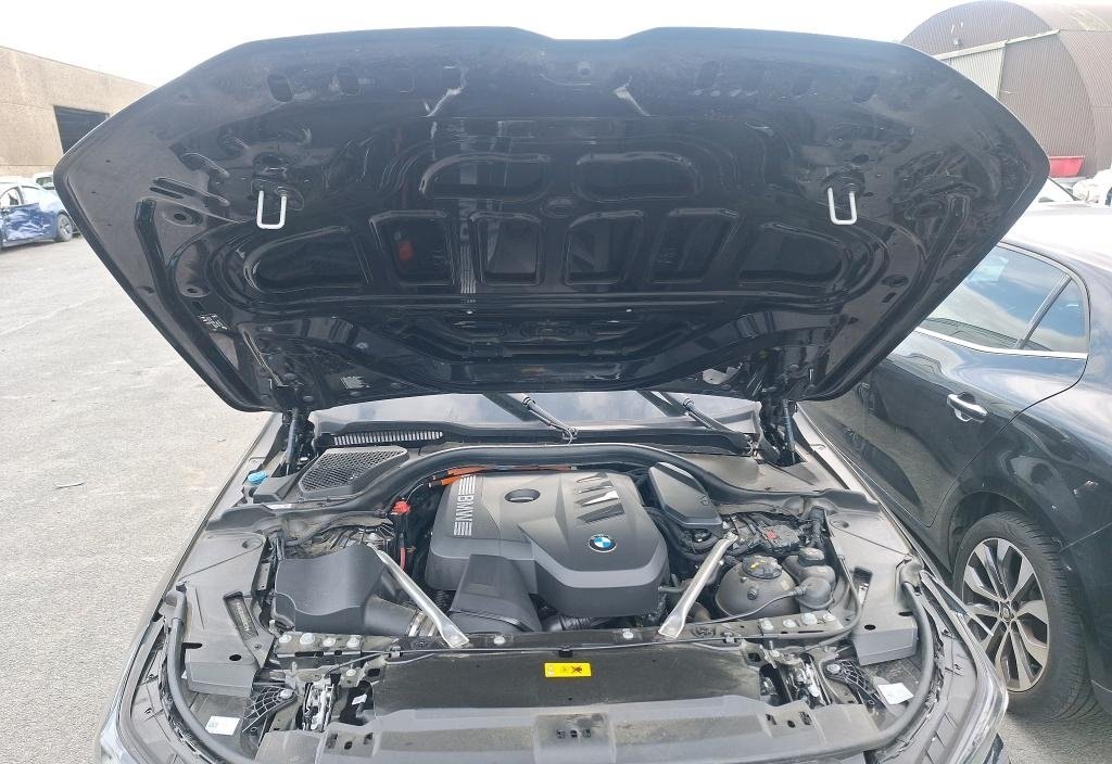 BMW 530e 2025 3