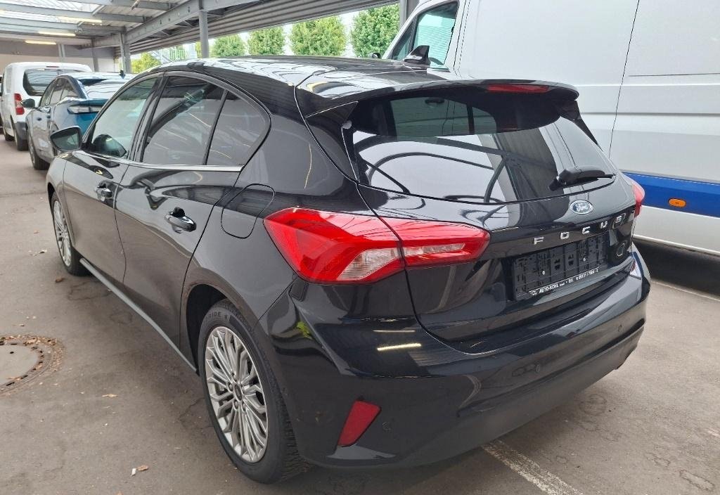 Ford Focus 2020 3