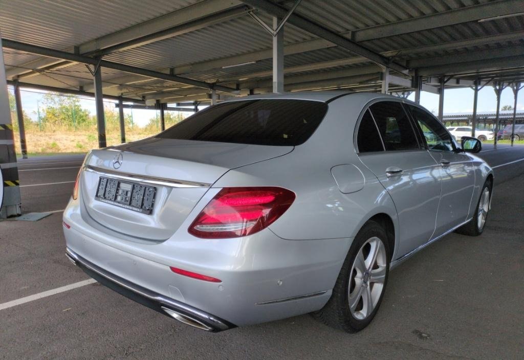 Mercedes-Benz E-KLASSE 2016 4