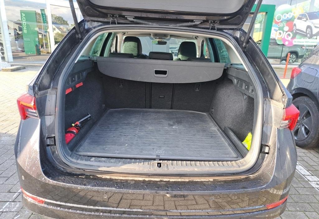 Skoda Octavia 2022 6
