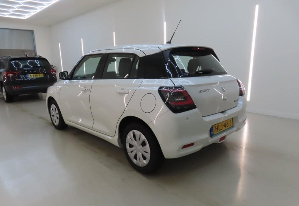 Suzuki Swift 2025 6