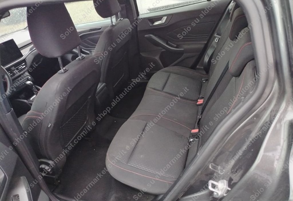 Ford Focus 2023 9