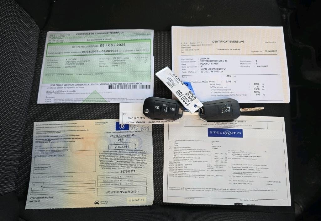 Peugeot Expert 2023 11