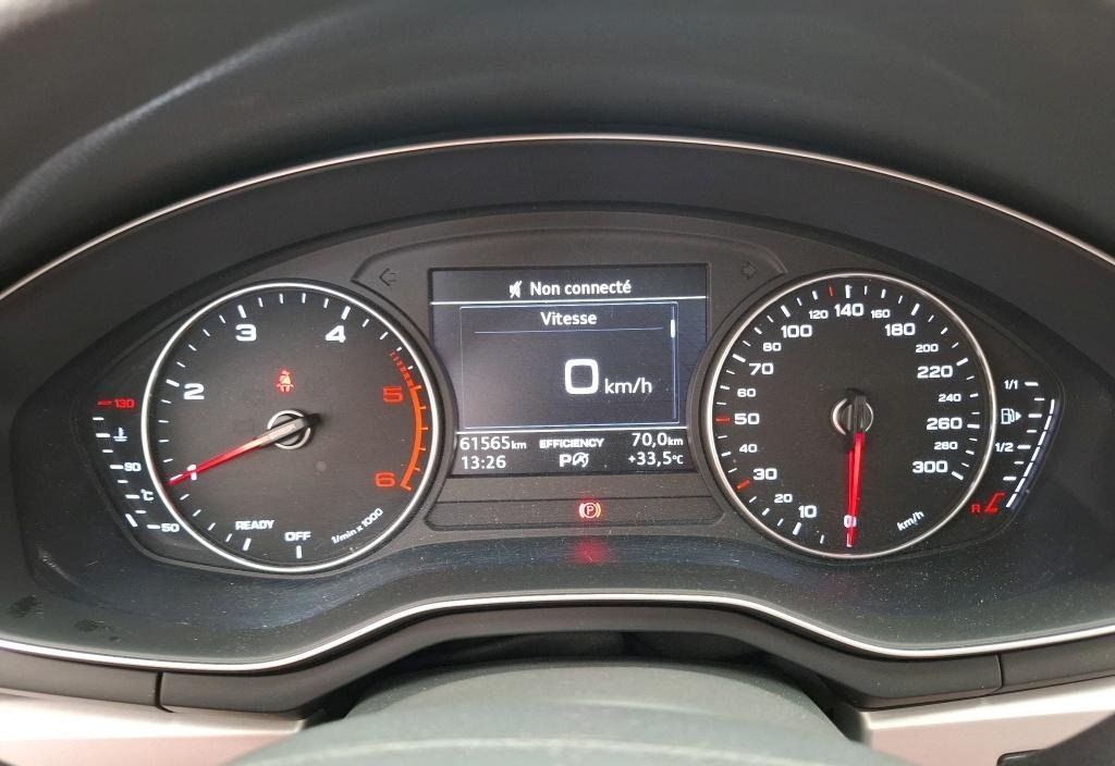 Audi A4 2019 6
