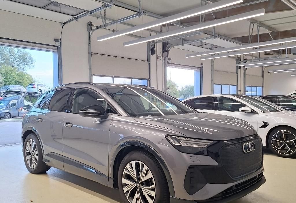 Audi Q4 2023 9