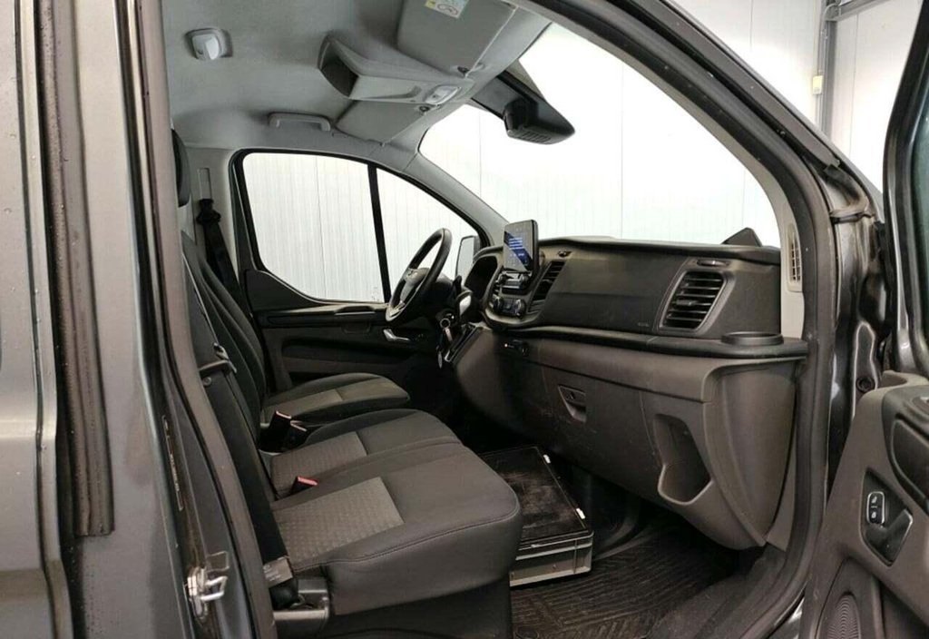 Ford Transit 2023 7