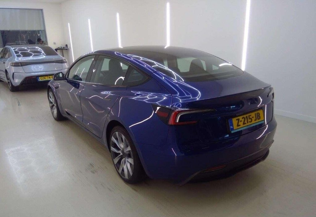 Tesla Model 3 2024 3