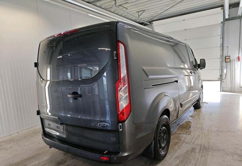 Ford Transit 2023 2