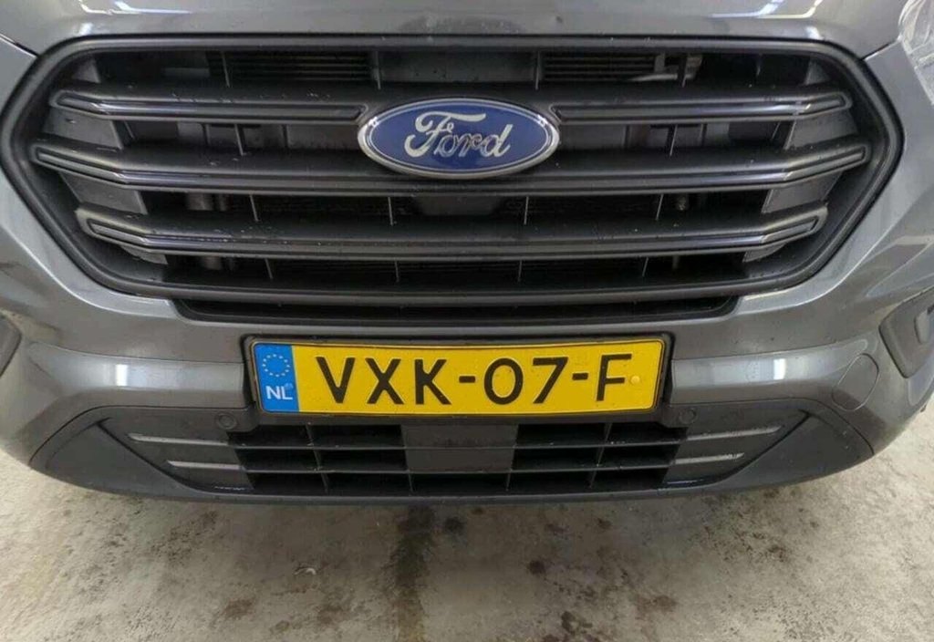 Ford Transit 2023 7
