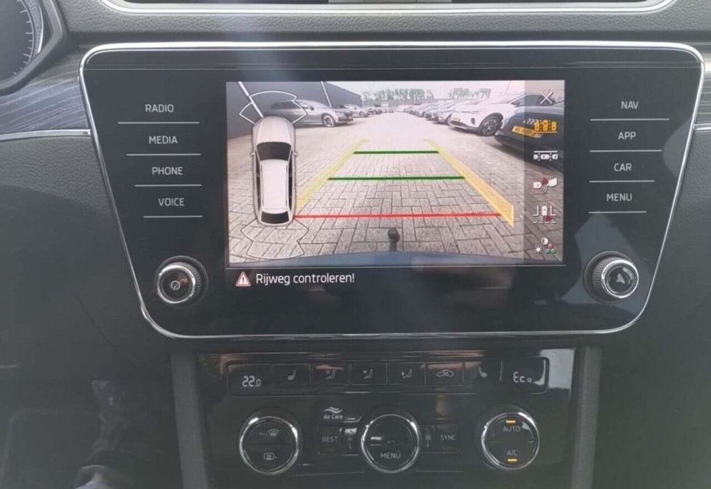 Skoda Superb 2021 6