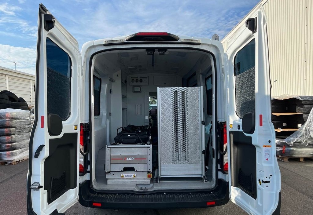 Ford Transit 2022 5
