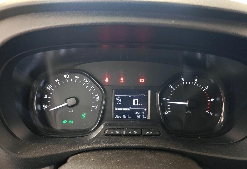Opel Vivaro 2021 7