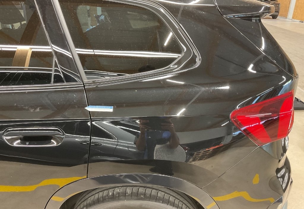 BMW iX1 2023 10