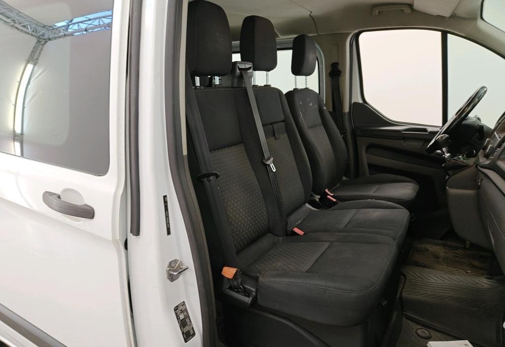 Ford Transit 2020 3