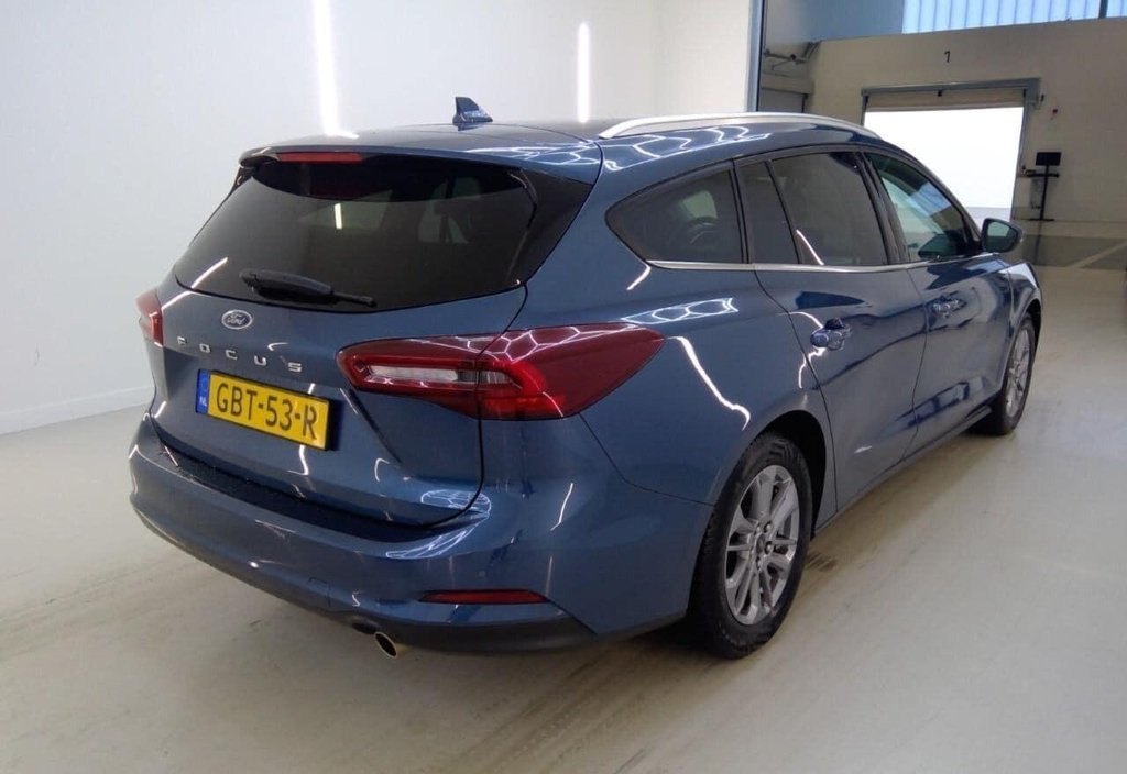 Ford Focus 2024 4