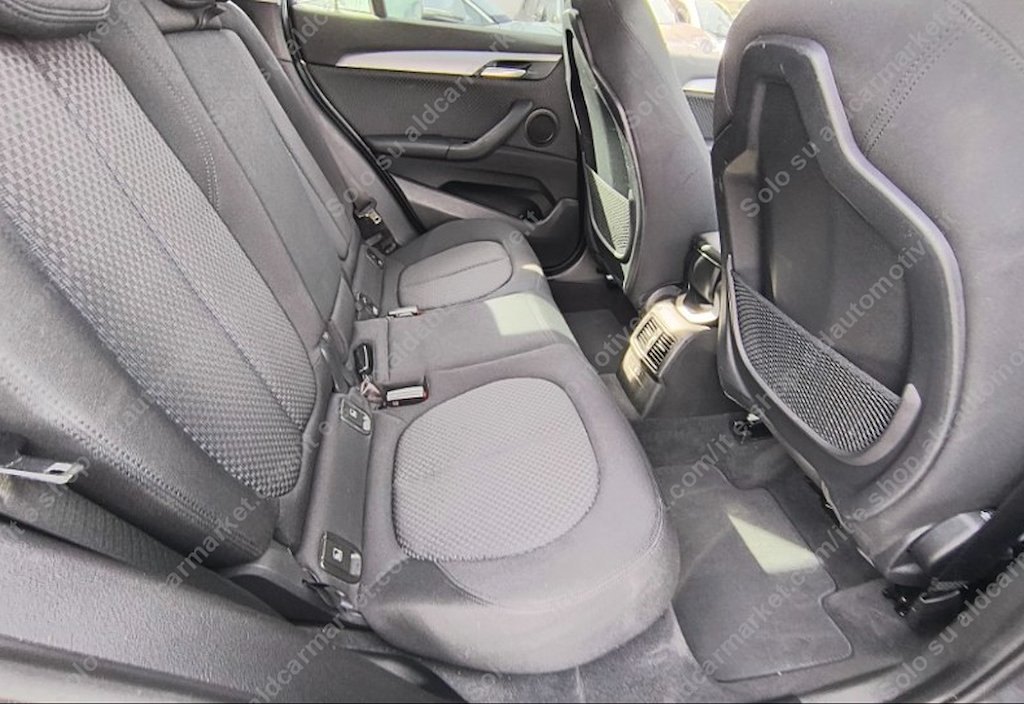 BMW X1 2022 10