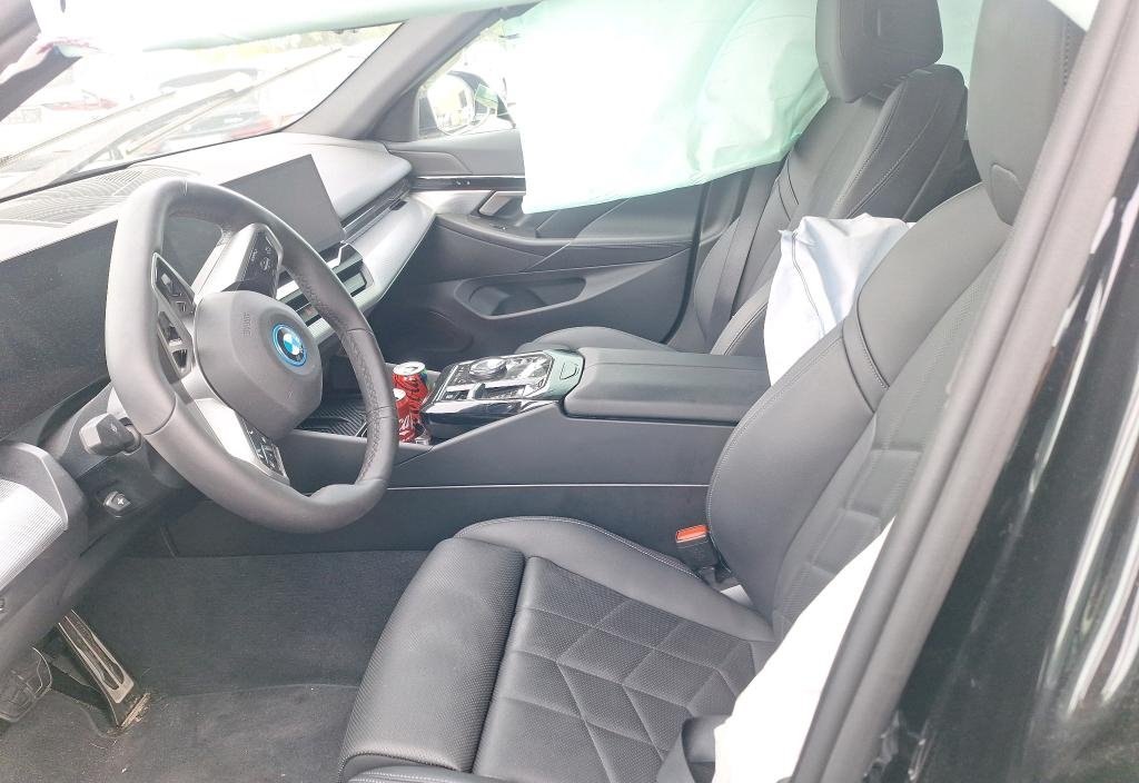 BMW 530e 2025 6