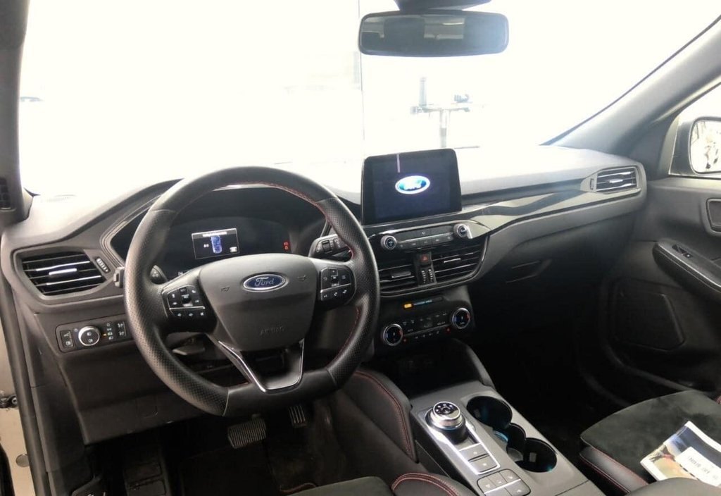 Ford Kuga 2023 2