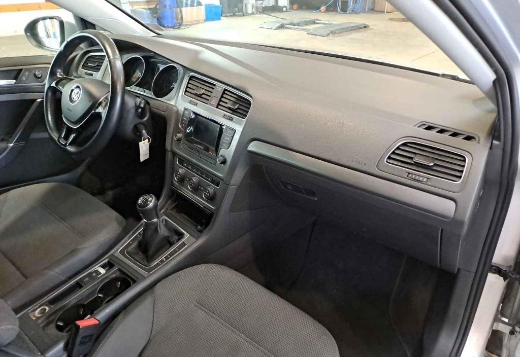Volkswagen Golf 2013 5