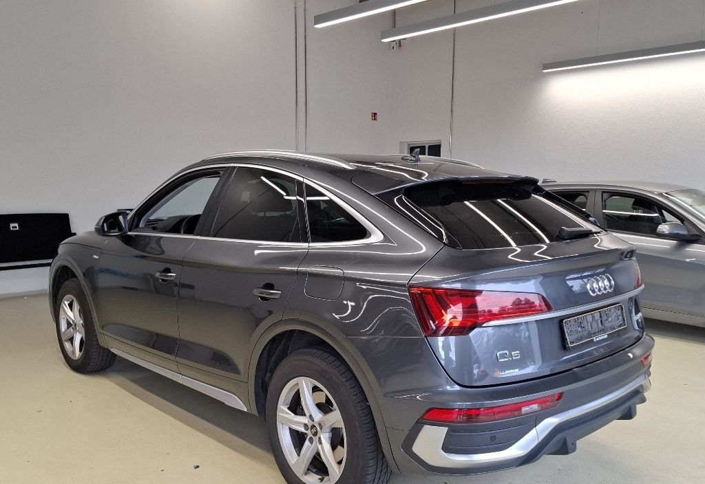 Audi Q5 2023 5
