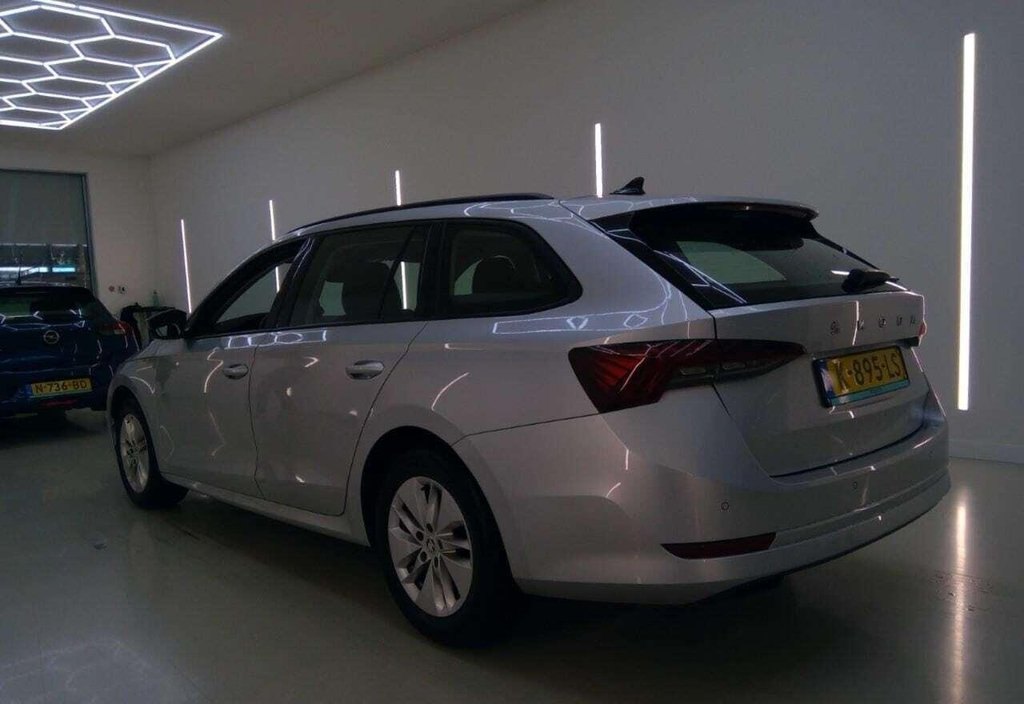 Skoda Octavia 2021 5