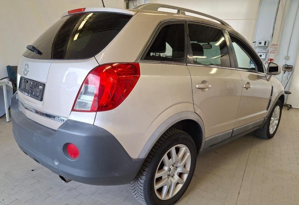 Opel Antara 2012 4