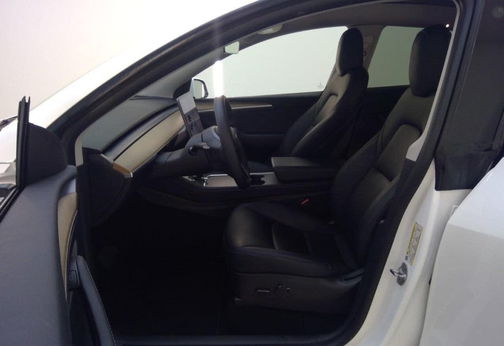 Tesla Model Y 2021 7