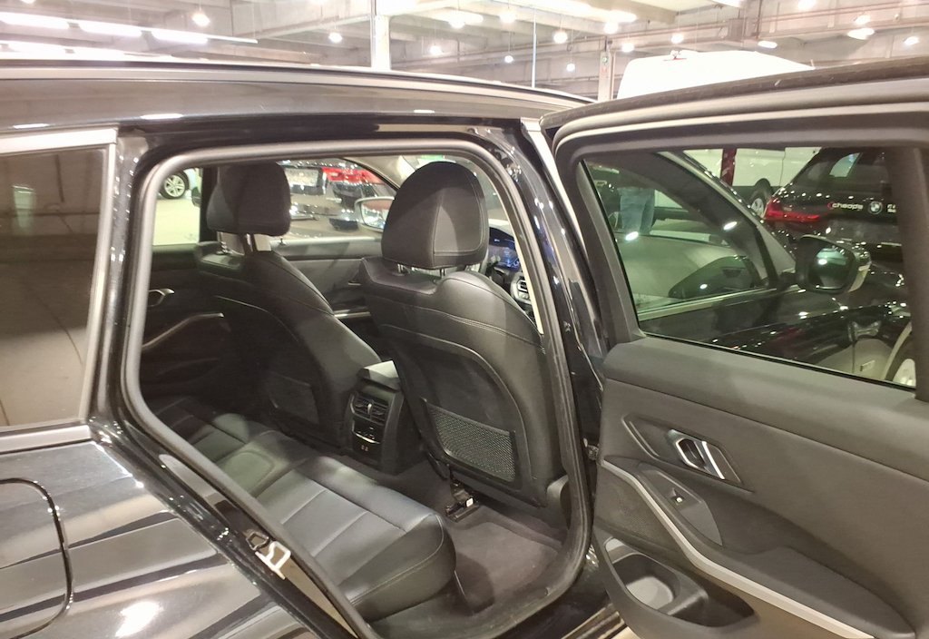 BMW 320e 2021 6