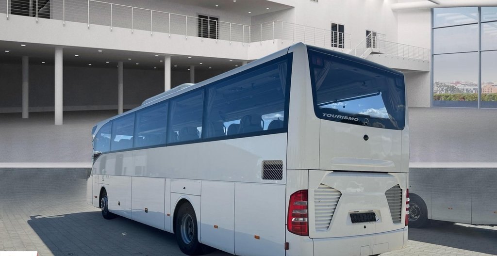 Mercedes-Benz Tourismo 2016 4
