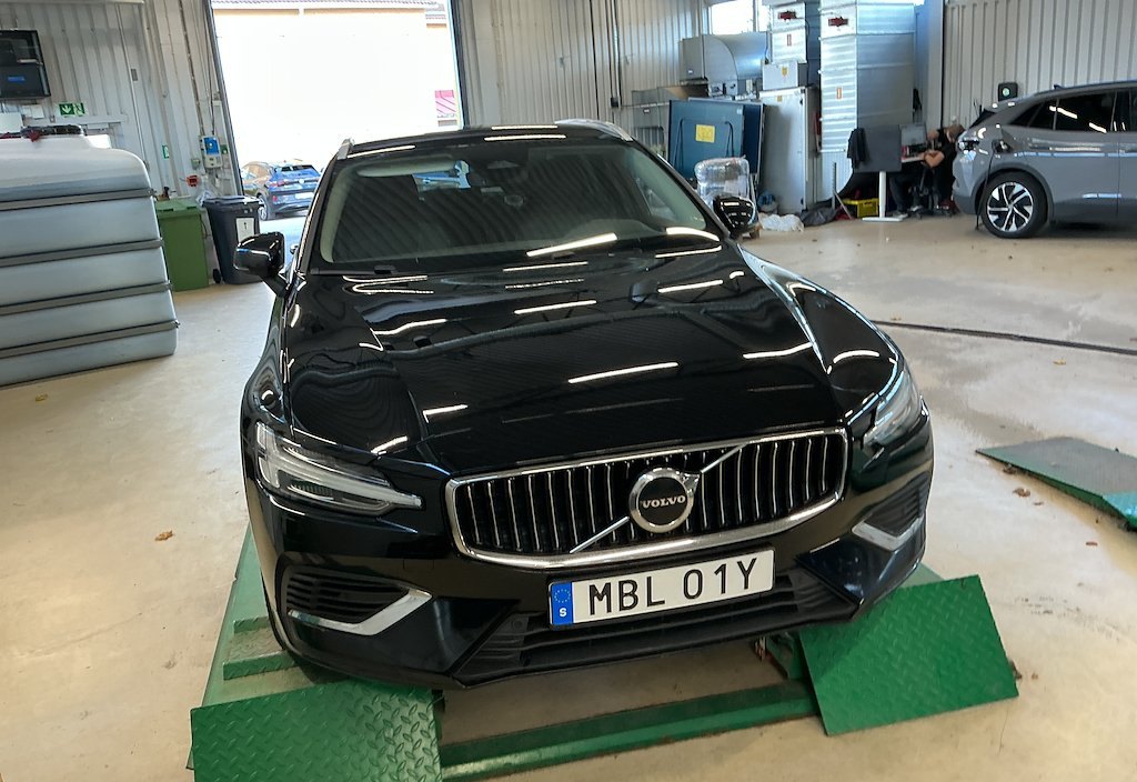 Volvo V60 2022 2