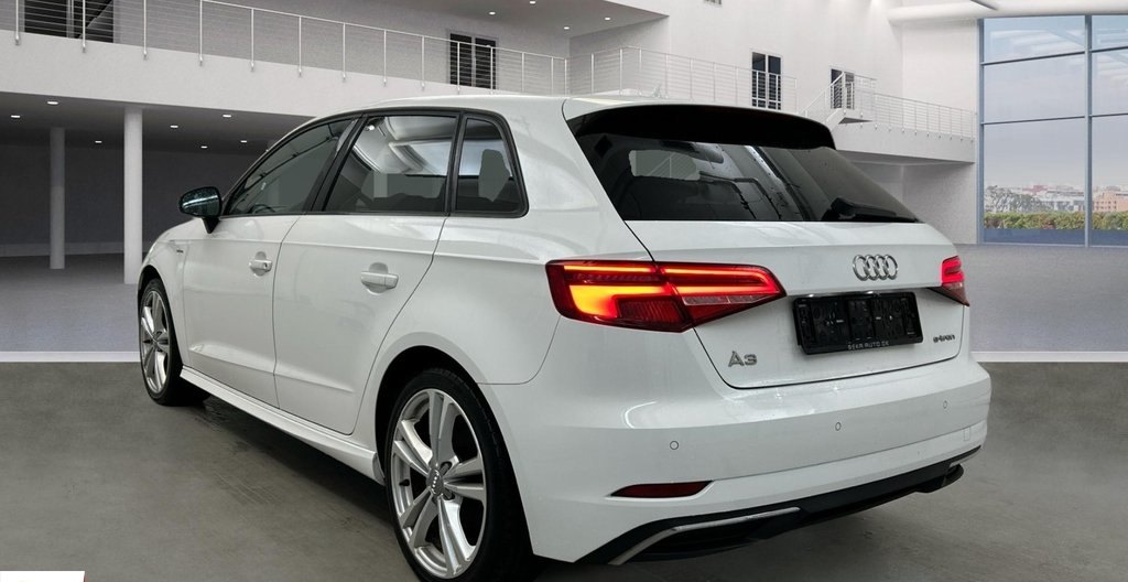 Audi A3 2018 4