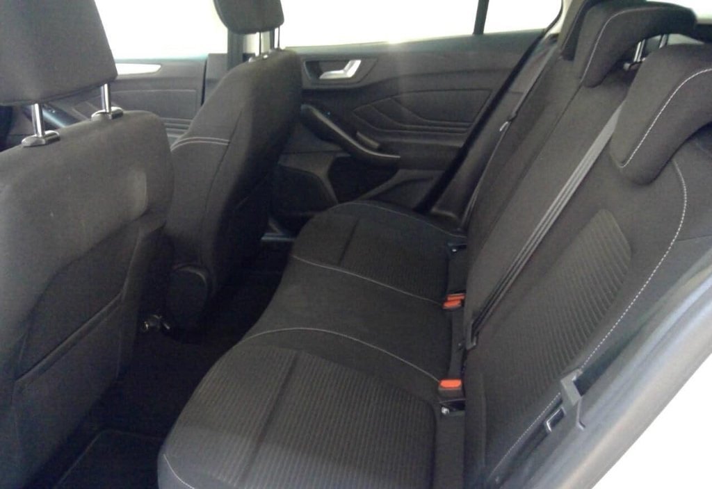 Ford Focus 2024 7